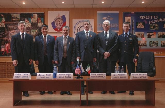 NASA image: Expedition 11 Press Conference