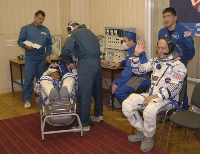 NASA image: Expedition 11 Launch Day