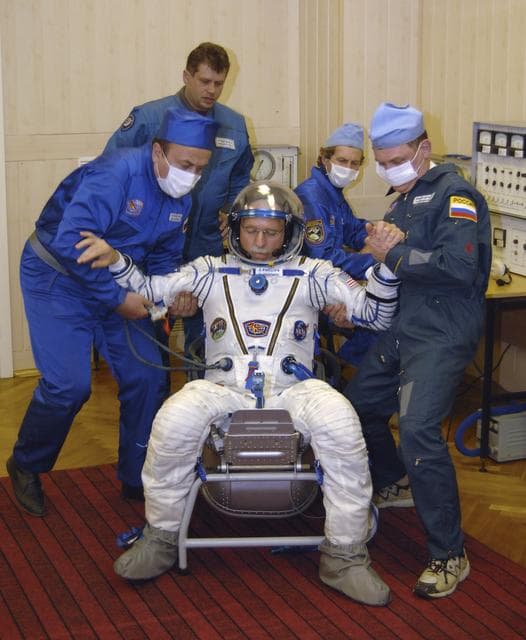 NASA image: Expedition 11 Launch Day