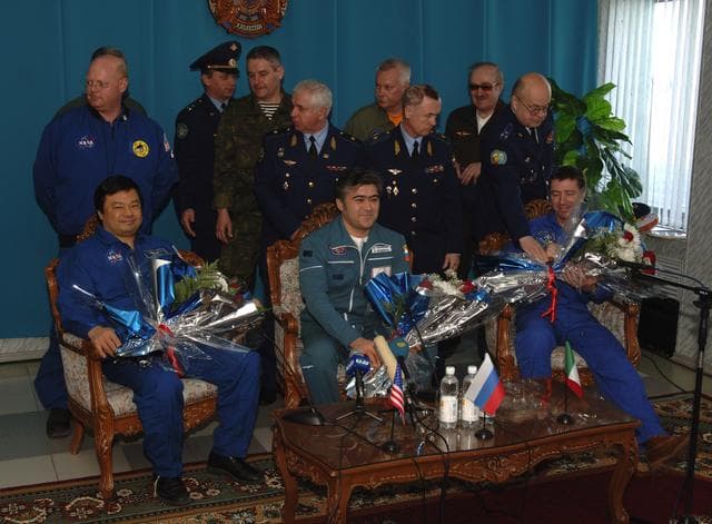 NASA image: Expedition 10 Landing