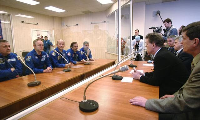 NASA image: Expedition 13 Preflight