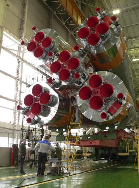 NASA image: Expedition 13 Preflight