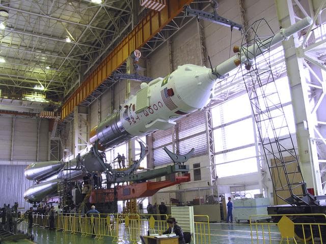 NASA image: Expedition 13 Preflight
