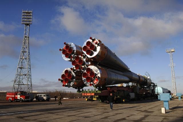 NASA image: Expedition 13 Preflight