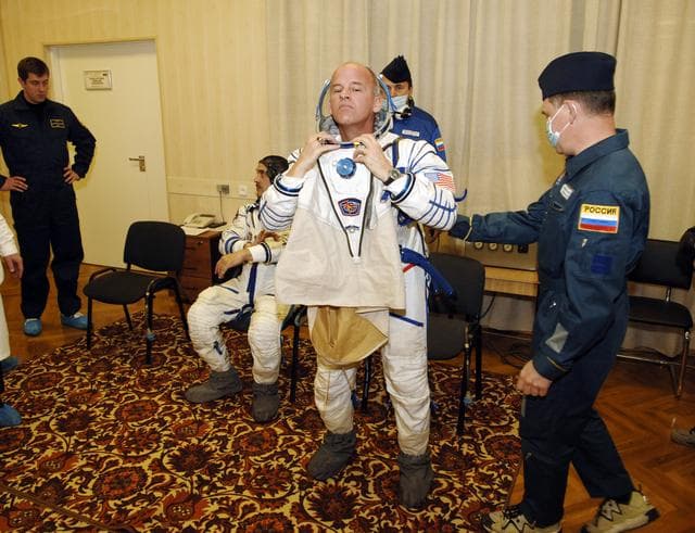 NASA image: Expedition 13 Preflight