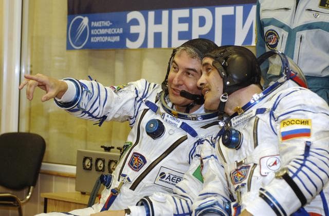 NASA image: Expedition 13 Preflight
