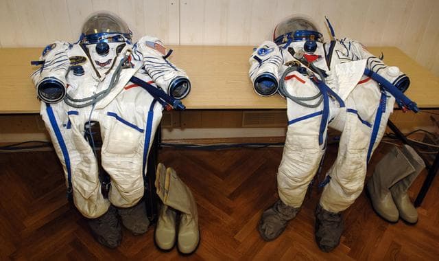 NASA image: Expedition 14 Preflight
