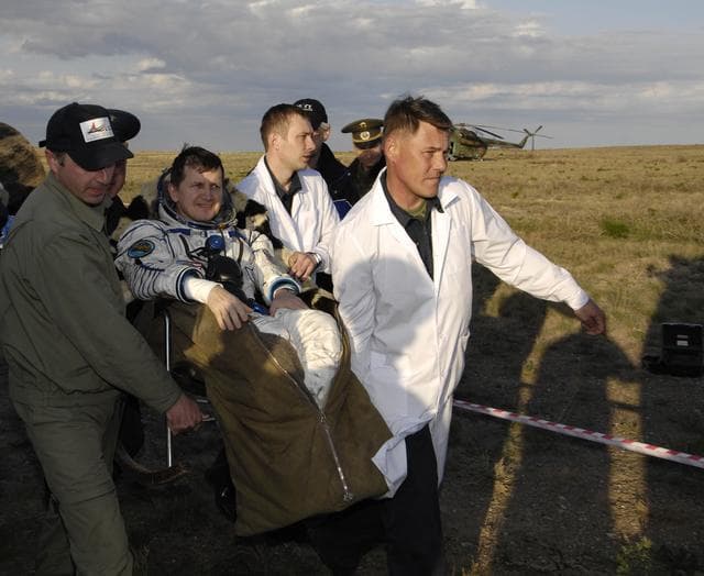 NASA image: Expedition 14 Landing
