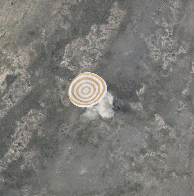NASA image: Expedition 14 Landing