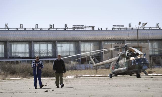 Expedition 16 Soyuz TMA-11 Lands