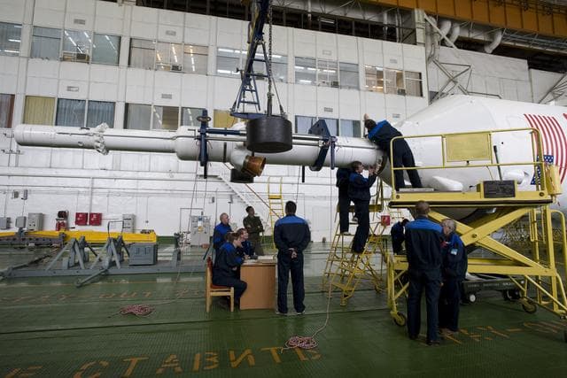NASA image: Expedition 19 Soyuz Assembly