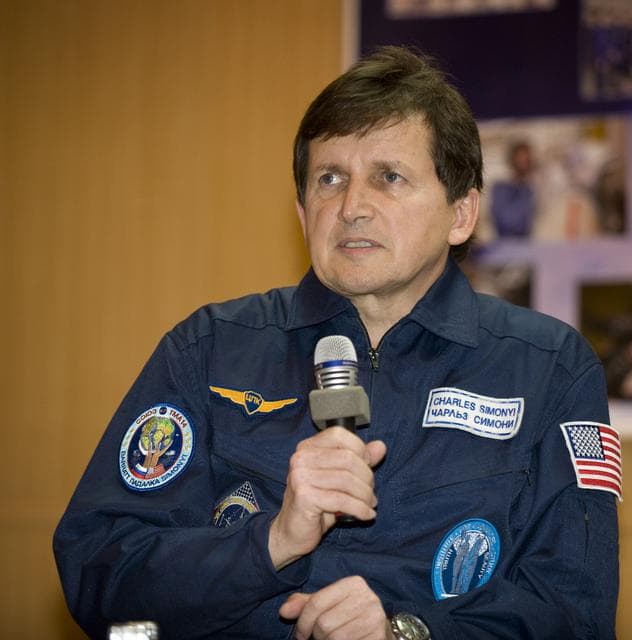 NASA image: Expedition 19 Press Conference