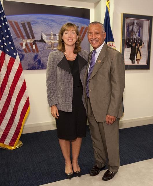 NASA image: Garver and Bolden Sworn In To Office