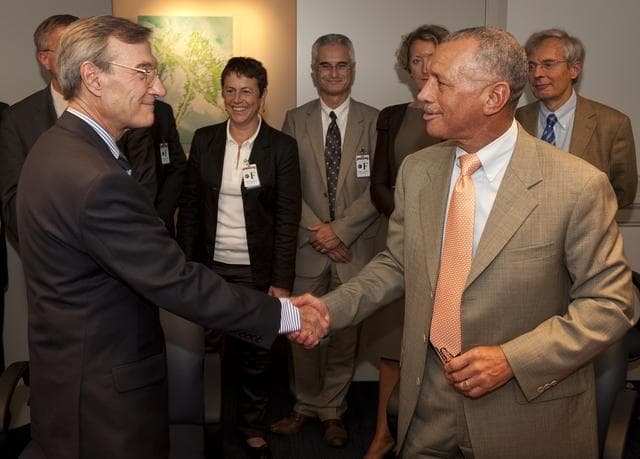 NASA image: CNES and NASA Agreements Signed
