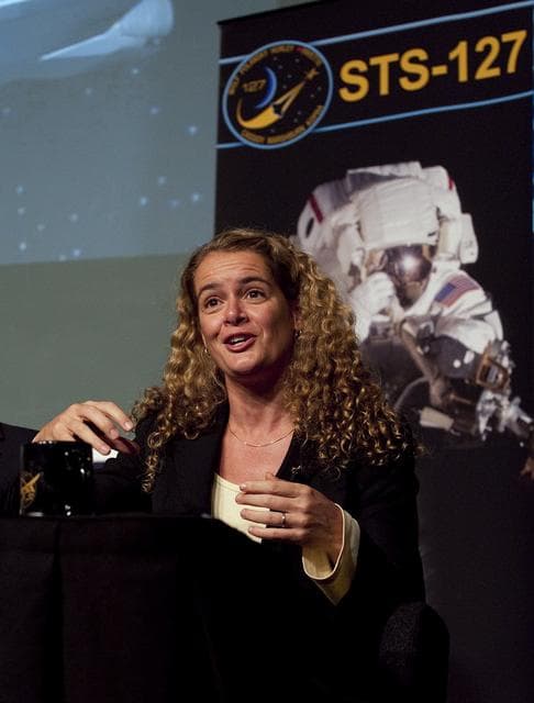 NASA image: STS-127 Tweetup