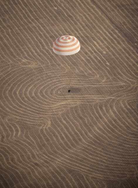 NASA image: Expedition 20 Landing
