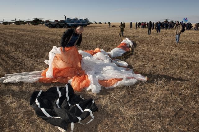 NASA image: Expedition 20 Landing