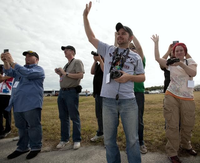 NASA image: STS-129 Tweetup