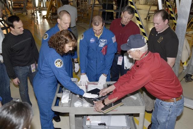 NASA image: CARD 1 OF 2