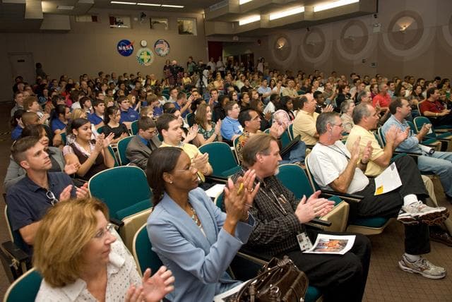 NASA image: 2010-1427