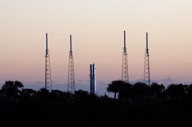 KSC-2010-1735
