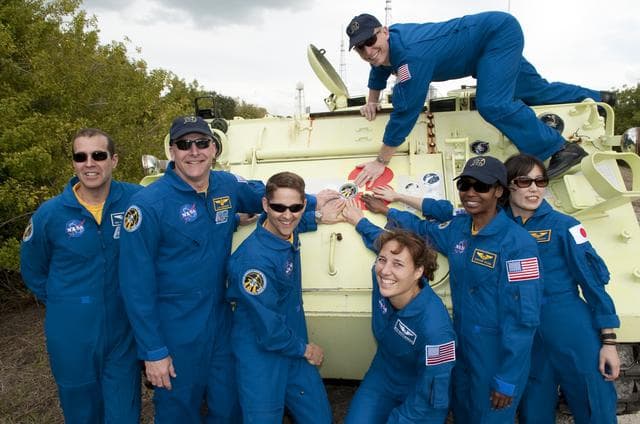 NASA image: KSC-2010-2022