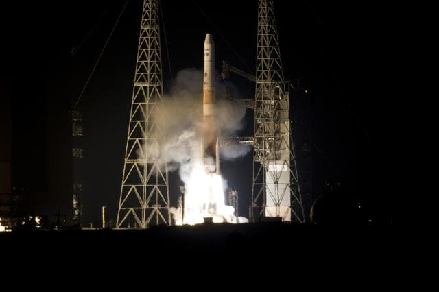NASA image: KSC-2010-2130