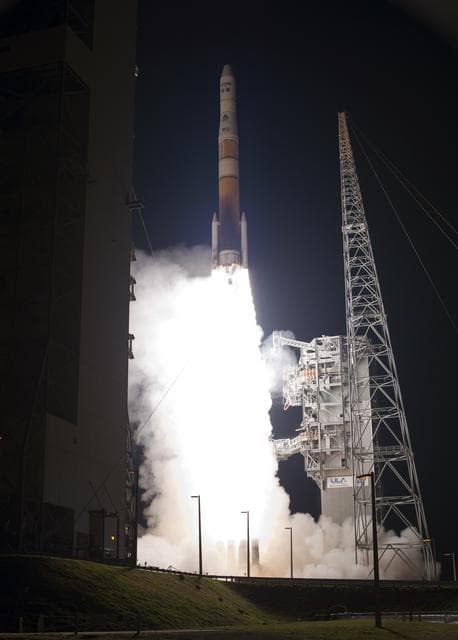 NASA image: KSC-2010-2140