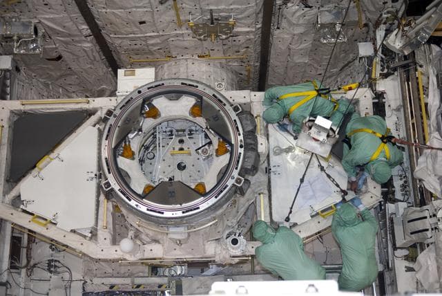 NASA image: KSC-2010-2387