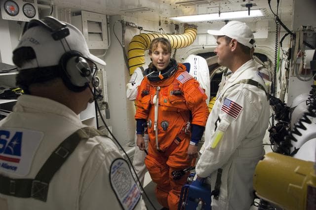 NASA image: KSC-2010-2527