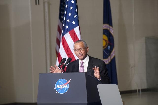 NASA image: KSC-2010-2752