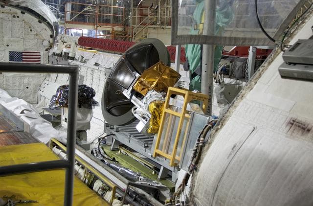 NASA image: KSC-2010-3124
