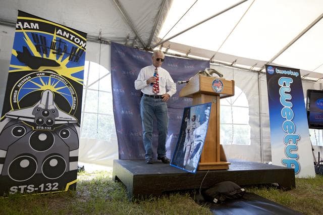NASA image: 2010-3300