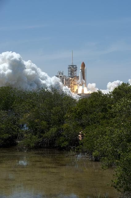 NASA image: KSC-2010-3384
