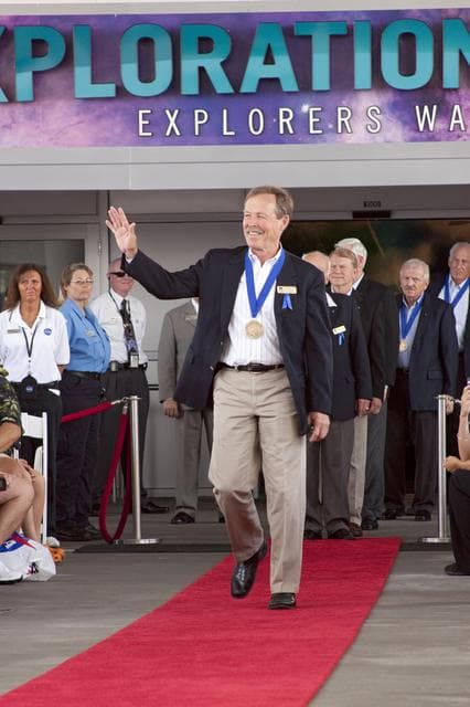 NASA image: 2010-3717