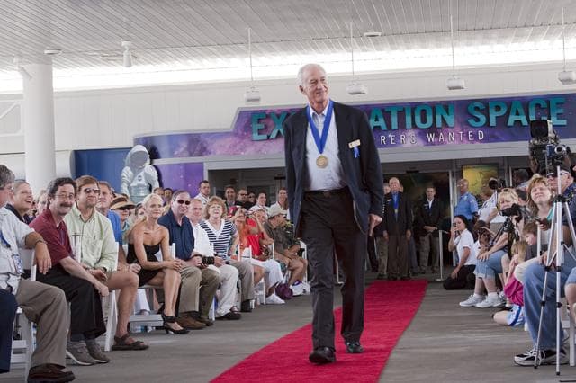 NASA image: 2010-3722