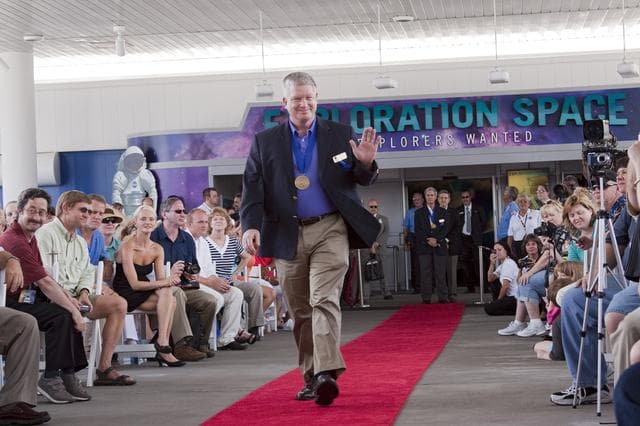 NASA image: 2010-3725