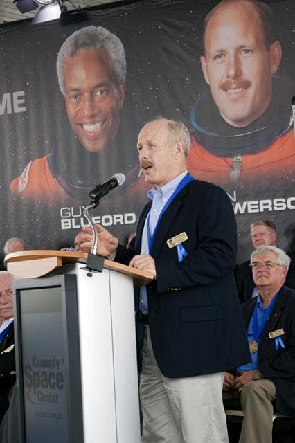 NASA image: 2010-3742