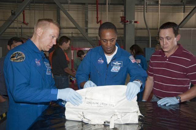 NASA image: KSC-2010-4008