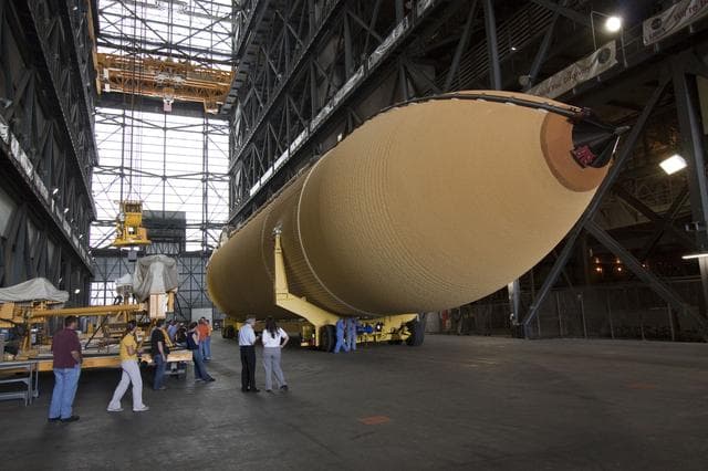 NASA image: 2010-4076