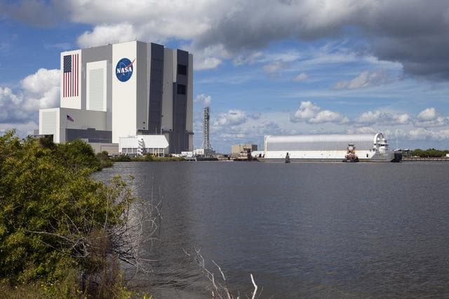 NASA image: 2010-4842