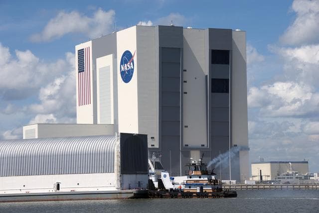NASA image: 2010-4869