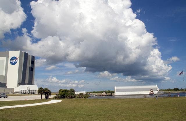 NASA image: 2010-4876
