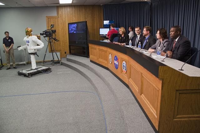 NASA image: 2010-5423