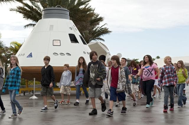 NASA image: 2010-5748