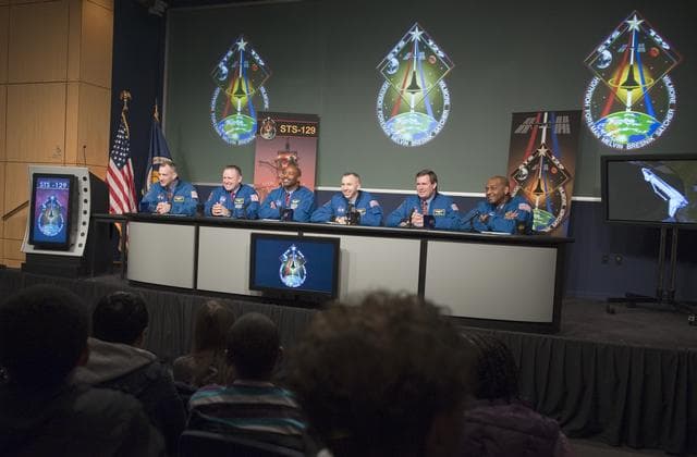 NASA image: STS-129 Auditorium Presentation