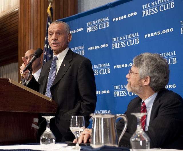 NASA image: Commercial Human Spaceflight Press Conference