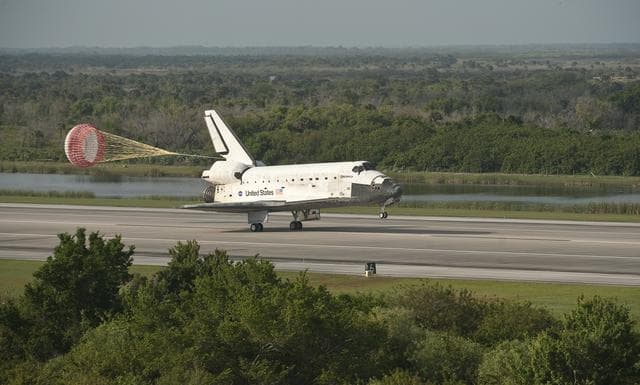 NASA image: Discovery STS-131 Mission Landing