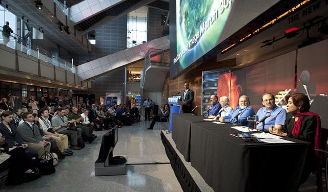 NASA image: NASA's Solar Dynamics Observatory Unveils New Images
