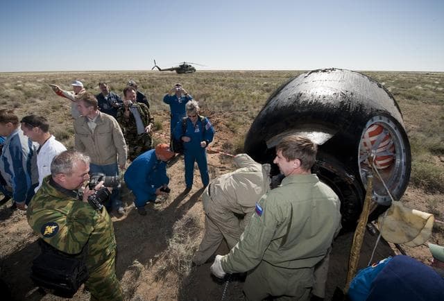 NASA image: Soyuz TMA-17 Lands